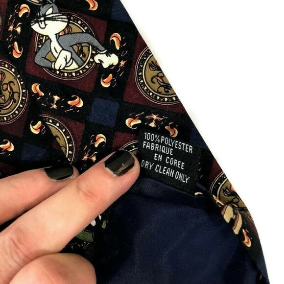 Looney Tunes Mania Tie Bugs Bunny Marvin Daffy Duck Roadrunner Coyote - Picture 6 of 6